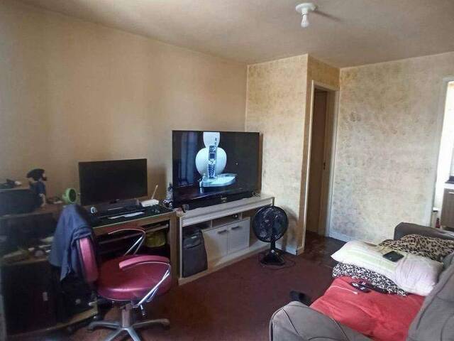 #106 - Apartamento para Venda em Curitiba - PR - 3