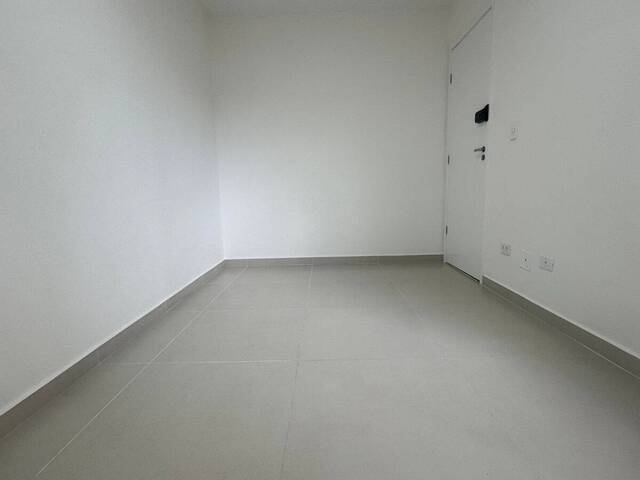 #109 - Apartamento para Venda em Curitiba - PR - 3