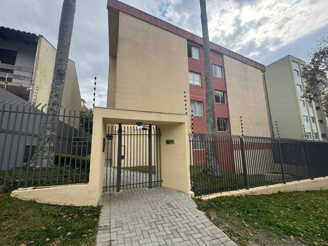 #116 - Apartamento para Venda em Curitiba - PR