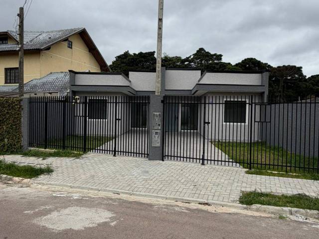 #135 - Casa para Venda em Curitiba - PR