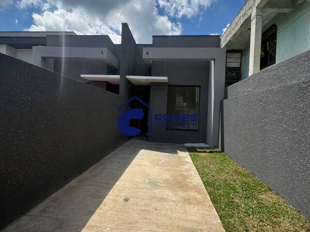 #144 - Casa para Venda em Curitiba - PR - 2
